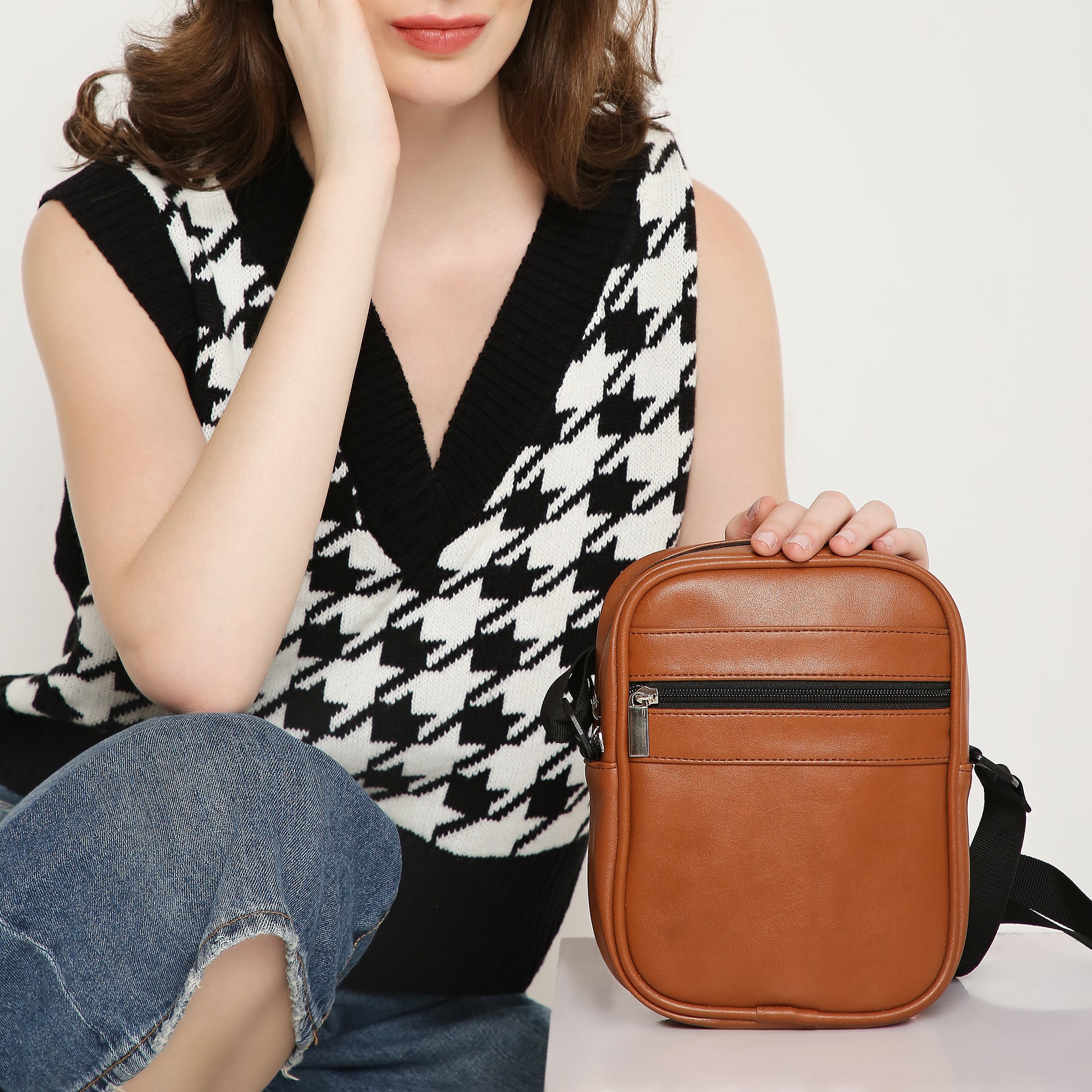 Backpack vs. Carry-on Suitcase: Which is the Best Option for Your Next Flight